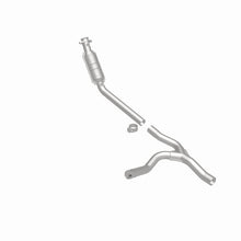 Cargar imagen en el visor de la galería, MagnaFlow Conv DF 04-05 Dodge RAM 1500 Pickup 3.7L (Inc 4WD 4.7L) P/S