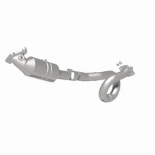 Cargar imagen en el visor de la galería, MagnaFlow Conv Direct Fit OEM 12-17 Jeep Wrangler 3.6L Underbody