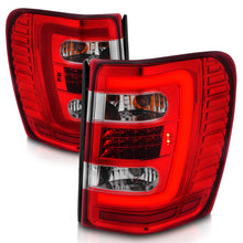 Cargar imagen en el visor de la galería, ANZO 1999-2004 Jeep Grand Cherokee luces traseras LED con barra de luz, carcasa cromada, lente roja/transparente