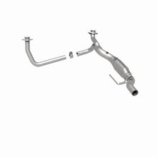 Cargar imagen en el visor de la galería, MagnaFlow Conv DF 00-01 Dodge Ram 3500 Van