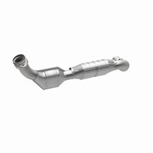 Cargar imagen en el visor de la galería, MagnaFlow Conv DF 01 Ford Trucks 5.4L