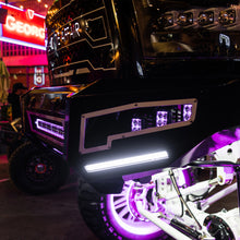 Cargar imagen en el visor de la galería, Rigid Industries Radiance+ Pod RGBW - Par