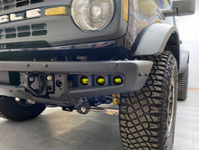 Cargar imagen en el visor de la galería, ORACLE Lighting 21-22 Ford Bronco Triple LED Fog Light Kit for Steel Bumper - Yellow SEE WARRANTY