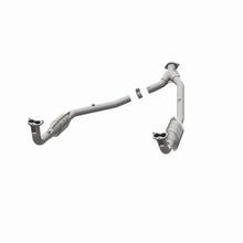 Cargar imagen en el visor de la galería, MagnaFlow Conv DF 97 Land Rover Defender 90 4.0L Y-Pipe Assy / 96-99 Discovery 4.0L Y-Pipe Assy