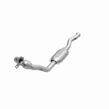 Cargar imagen en el visor de la galería, MagnaFlow Conv DF 1997 Volvo 850 2.3L Turbo