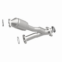 Cargar imagen en el visor de la galería, MagnaFlow Conv DF 99-03 Lexus/Toyota RX300/Highlander Truck 3.0L Passenger Side *NOT FOR SALE IN CA*