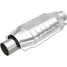 Cargar imagen en el visor de la galería, MagnaFlow Conv Universal 2.25in Inlet 2.25in Outlet 16in Length 6.375in Width