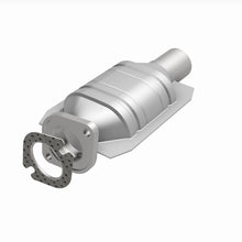 Cargar imagen en el visor de la galería, MagnaFlow Conv DF 96-99 Taurus 3.4L Rear Co