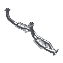 Cargar imagen en el visor de la galería, MagnaFlow Conv DF 99-00 Windstar 3.0L V6