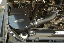 Cargar imagen en el visor de la galería, Volant 07-11 Jeep Wrangler 3.8L V6 Pro5 Closed Box Air Intake System