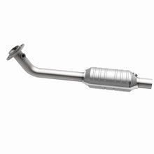 Cargar imagen en el visor de la galería, MagnaFlow Conv DF 00-03 BMW X5 4.4L Passenger Side