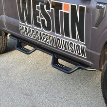 Cargar imagen en el visor de la galería, Westin 15-22 Ford F-150 SuperCrew / 17-22 F-250/350 Crew Cab Outlaw Nerf Step Bars