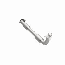 Cargar imagen en el visor de la galería, MagnaFlow Conv Direct Fit 13-15 Land Cruiser 5.7