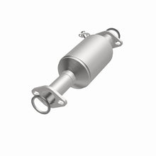 Cargar imagen en el visor de la galería, MagnaFlow Conv DF 81-83 Toyota Pick Up 2.4L