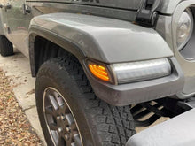 Cargar imagen en el visor de la galería, Oracle Jeep Wrangler JL Smoked Lens LED Front Sidemarkers SEE WARRANTY