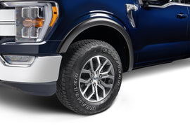 Bushwacker 21-22 Ford F-150 OE-Style bengalas 2 piezas delanteras, color negro