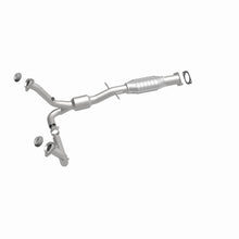 Cargar imagen en el visor de la galería, MagnaFlow Conv DF 00-04 Chevy S10 Pickup 4.3L 2WD A/T / 00-04 GMC Sonoma 4.3L 2WD A/T