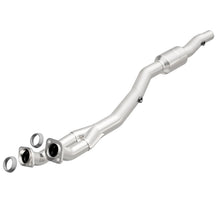 Cargar imagen en el visor de la galería, MagnaFlow Conv DF 97-98 BMW 540I / 97-98 740I / 96-98 740IL 4.4LD/S