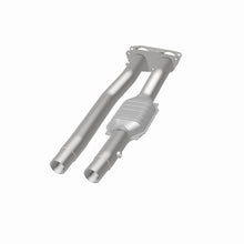 Cargar imagen en el visor de la galería, MagnaFlow Conv DF 96-97 7.4L 3500 Truck Rear