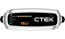 Cargar imagen en el visor de la galería, Cargador de batería CTEK - MXS 5.0 4,3 amperios 12 voltios