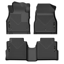 Cargar imagen en el visor de la galería, Husky Liners 18-22 Nissan Kicks Weatherbeater Revestimientos de piso para asiento delantero y segundo, color negro