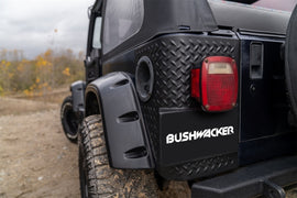 Bushwacker 97-06 Jeep Wrangler Trail Armor Esquinas traseras - Negro