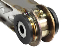 Cargar imagen en el visor de la galería, aFe Control PFADT Series Brazos de arrastre traseros 10-14 Chevrolet Camaro
