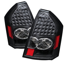 Cargar imagen en el visor de la galería, Xtune Chrysler 300C 05-07 LED Tail Lights Black ALT-JH-C305-LED-BK