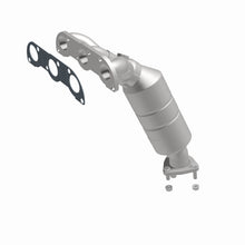 Cargar imagen en el visor de la galería, MagnaFlow Conv DF 04-05 Suz Verona2.5 Manifold Rear