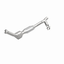Cargar imagen en el visor de la galería, MagnaFlow Conv DF 98 Ford Expedición 5.4L