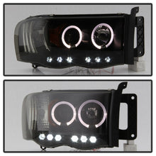 Cargar imagen en el visor de la galería, Spyder Dodge Ram 1500 02-05 03-05 Projector Headlights LED Halo LED Blk Smke PRO-YD-DR02-HL-BSM
