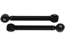 Cargar imagen en el visor de la galería, SuperPro 96-07 Jeep Wrangler TJ Lower Trailing Arm Set