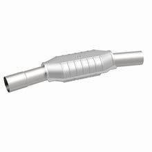 Cargar imagen en el visor de la galería, MagnaFlow Conv DF GM 25inch x 7inch x 4inch 2.5/2.5inch