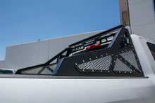 Cargar imagen en el visor de la galería, DV8 Offroad 10-18 Ram 2500/3500 Perno en bastidor Chase