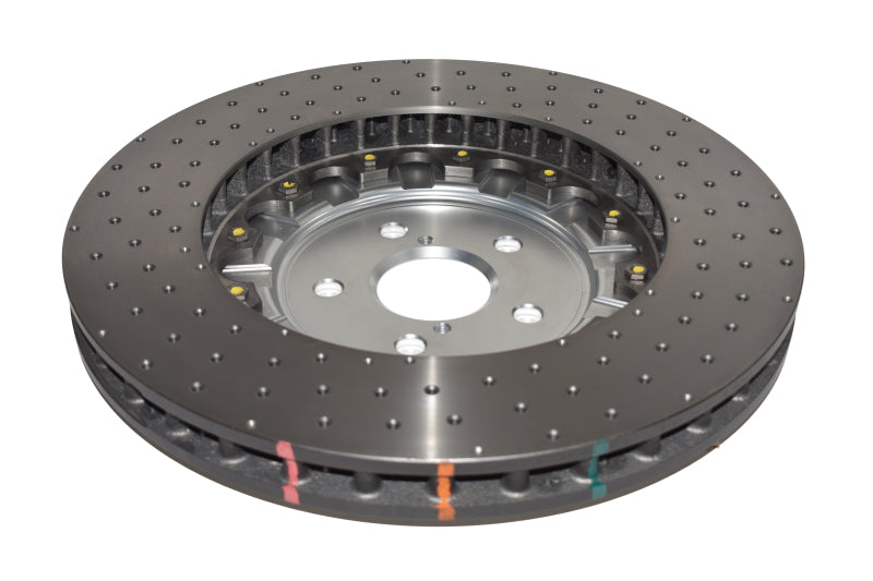 DBA 16-20 Lexus GS F Front 5000 Series Rotor perforado en cruz con sombrero plateado