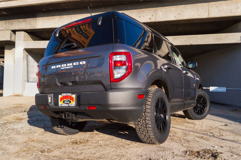 ICON Ricochet 17x8 5x108 38mm Offset 6in BS Rueda negra satinada