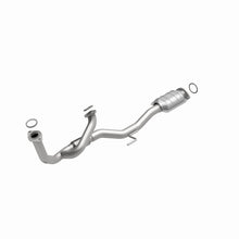Cargar imagen en el visor de la galería, MagnaFlow Conv DF 97-98 Toyota Avalon Camry 3