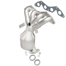 Cargar imagen en el visor de la galería, MagnaFlow Conv DF 01-04 Civic DX/LX mani OEM