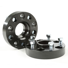 Cargar imagen en el visor de la galería, Rugged Ridge Wheel Spacers 1.25 Inch 5 x 5in 99-04 WJ 07-18 Jeep Wrangler JK