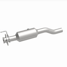 Cargar imagen en el visor de la galería, MagnaFlow 20-22 Ford F-350 Super Duty V8 7.3L Rear Underbody Direct Fit Catalytic Converter