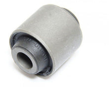 Cargar imagen en el visor de la galería, ARB Shock Bush &amp; Sleeve