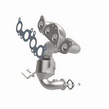 Cargar imagen en el visor de la galería, MagnaFlow Conv DF 05-11 Volvo XC90 4.4L Rear