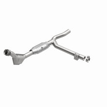 Cargar imagen en el visor de la galería, MagnaFlow Conv DF 99-00 F-150 4.2L V6 2WD P/