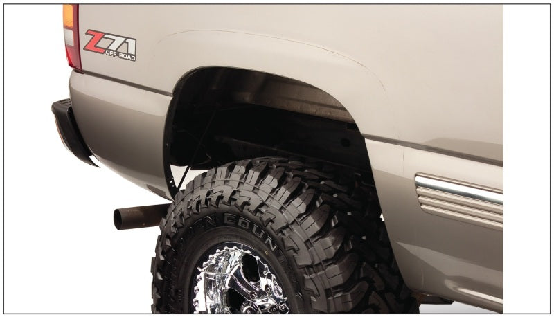 Husky Liners Extend-A-Fender Style Flares 4pc - Black | 1999 - 2007 Chevy Silverado 1500 / 2500 / 3500 Fleetside