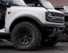 Cargar imagen en el visor de la galería, ICON Rebound Pro 17x8.5 6x5.5 0mm Offset 4.75in BS 106.1mm Diámetro Rueda negra satinada