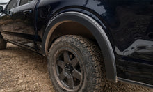 Cargar imagen en el visor de la galería, Bushwacker 11-16 Ford F-250 Super Duty OE estilo bengalas 2 piezas - negro