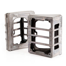 Cargar imagen en el visor de la galería, Rugged Ridge 07-18 Jeep Wrangler JK Raw Elite Tail Light Guards
