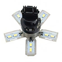 Cargar imagen en el visor de la galería, Oracle 3157 15 SMD 3 Chip Spider Bulb (Single) - Cool White SEE WARRANTY