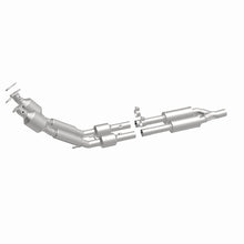 Cargar imagen en el visor de la galería, MagnaFlow Conv DF 06-08 VW Passat 3.6L