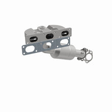 Cargar imagen en el visor de la galería, Magnaflow Conv DF BMW 5 04-05 Rear Mani